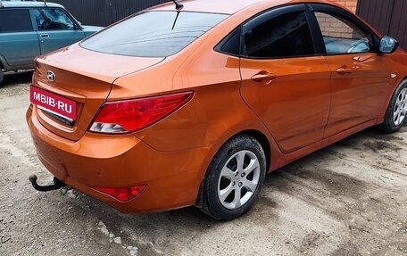 Hyundai Solaris II рестайлинг, 2015 год, 650 000 рублей, 2 фотография