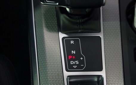 Audi A6 allroad, 2019 год, 4 200 000 рублей, 14 фотография