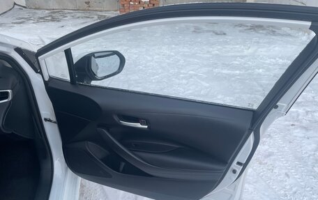 Toyota Corolla, 2020 год, 1 850 000 рублей, 13 фотография