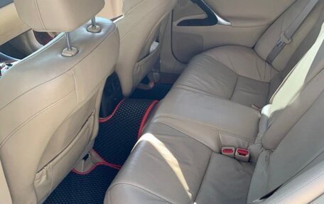 Lexus IS II рестайлинг 2, 2008 год, 1 300 000 рублей, 24 фотография