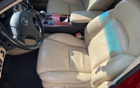 Lexus IS II рестайлинг 2, 2008 год, 1 300 000 рублей, 27 фотография