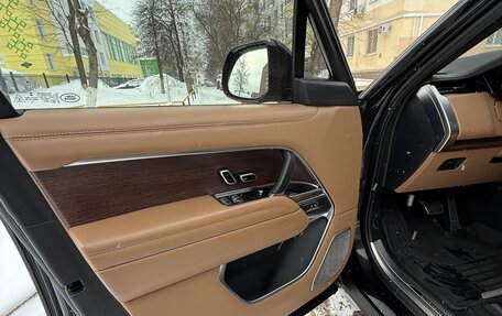 Land Rover Range Rover IV рестайлинг, 2022 год, 22 000 000 рублей, 7 фотография