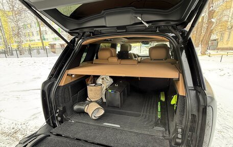 Land Rover Range Rover IV рестайлинг, 2022 год, 22 000 000 рублей, 13 фотография