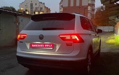 Volkswagen Tiguan II, 2017 год, 2 500 000 рублей, 6 фотография