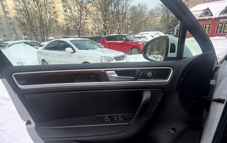 Volkswagen Touareg III, 2013 год, 1 650 000 рублей, 12 фотография