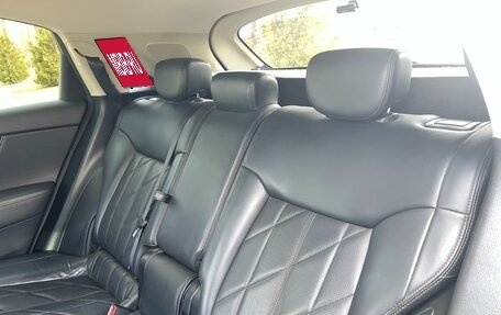 Infiniti QX70, 2013 год, 2 380 000 рублей, 19 фотография