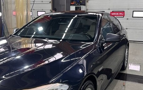 BMW 5 серия, 2011 год, 2 100 000 рублей, 4 фотография