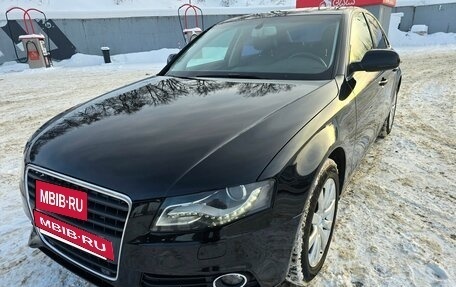 Audi A4, 2010 год, 1 050 000 рублей, 10 фотография