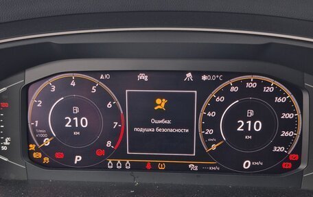 Volkswagen Tiguan II, 2019 год, 3 090 000 рублей, 5 фотография