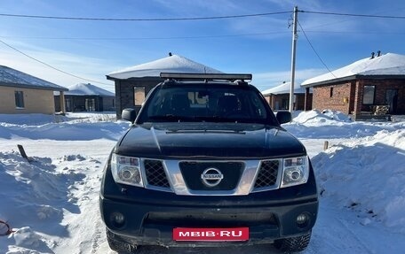Nissan Navara (Frontier), 2006 год, 930 000 рублей, 1 фотография