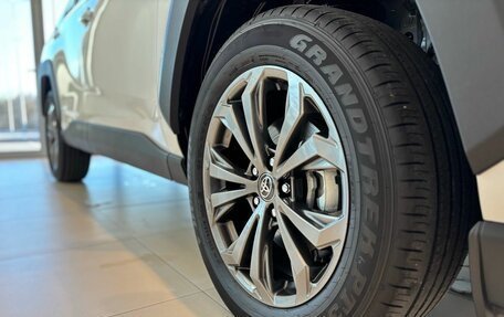 Toyota RAV4, 2025 год, 4 400 000 рублей, 8 фотография