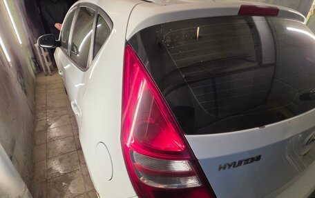 Hyundai i30 I, 2010 год, 850 000 рублей, 4 фотография