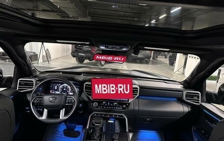 Toyota Tundra, 2022 год, 8 700 000 рублей, 4 фотография