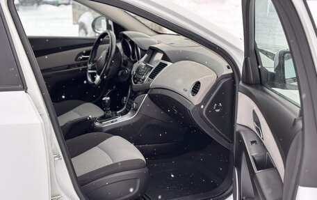 Chevrolet Cruze II, 2012 год, 585 000 рублей, 9 фотография