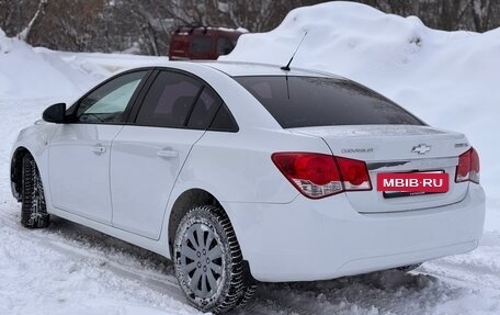 Chevrolet Cruze II, 2012 год, 585 000 рублей, 6 фотография