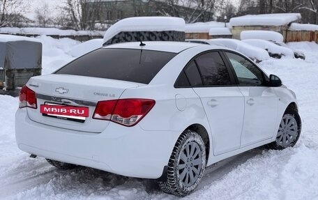 Chevrolet Cruze II, 2012 год, 585 000 рублей, 4 фотография