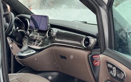 Mercedes-Benz V-Класс, 2019 год, 6 495 000 рублей, 17 фотография