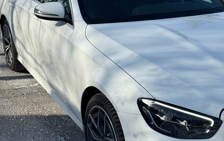 Mercedes-Benz E-Класс, 2021 год, 5 250 000 рублей, 3 фотография