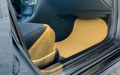 Toyota Avensis III рестайлинг, 2007 год, 723 000 рублей, 23 фотография