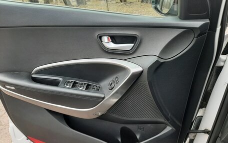 Hyundai Santa Fe III рестайлинг, 2017 год, 2 400 000 рублей, 8 фотография