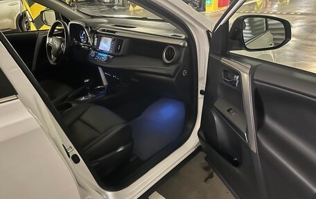 Toyota RAV4, 2017 год, 3 150 000 рублей, 16 фотография