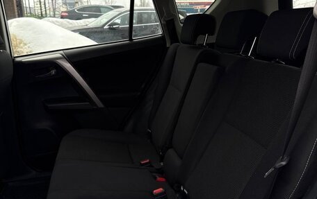 Toyota RAV4, 2018 год, 2 370 000 рублей, 7 фотография