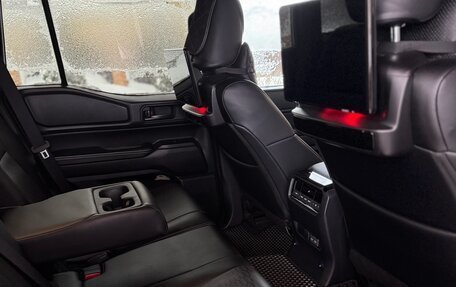 Toyota Land Cruiser Prado, 2024 год, 9 000 000 рублей, 9 фотография