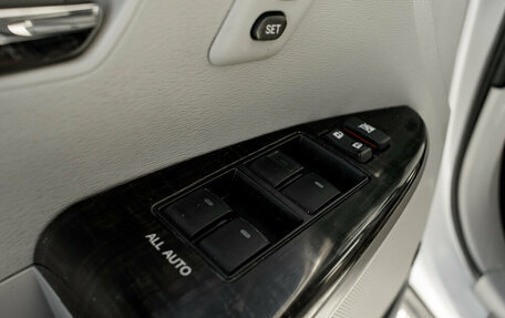 Toyota Venza I, 2013 год, 1 850 000 рублей, 24 фотография