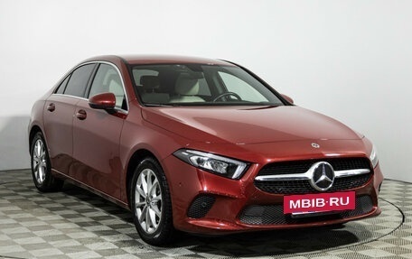 Mercedes-Benz A-Класс, 2022 год, 2 795 000 рублей, 3 фотография