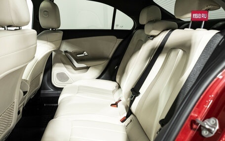 Mercedes-Benz A-Класс, 2022 год, 2 795 000 рублей, 10 фотография