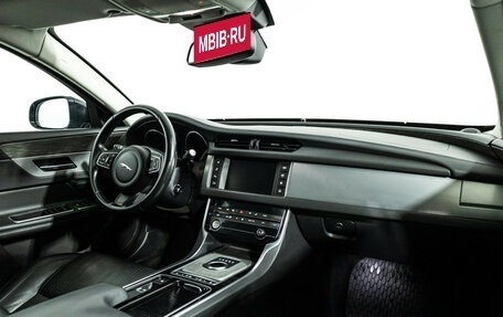 Jaguar XF II, 2016 год, 1 949 700 рублей, 9 фотография