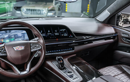 Cadillac Escalade V, 2022 год, 11 300 000 рублей, 12 фотография