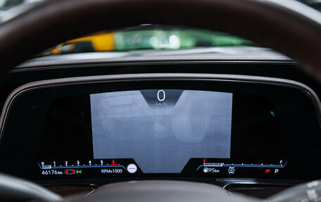 Cadillac Escalade V, 2022 год, 11 300 000 рублей, 17 фотография