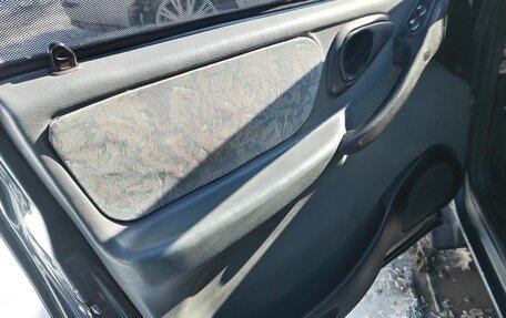 Chevrolet Niva I рестайлинг, 2004 год, 293 000 рублей, 6 фотография