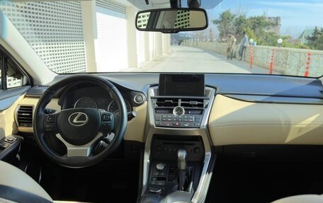 Lexus NX I, 2015 год, 2 650 000 рублей, 22 фотография