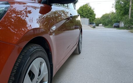 Hyundai Solaris II рестайлинг, 2014 год, 1 100 000 рублей, 2 фотография