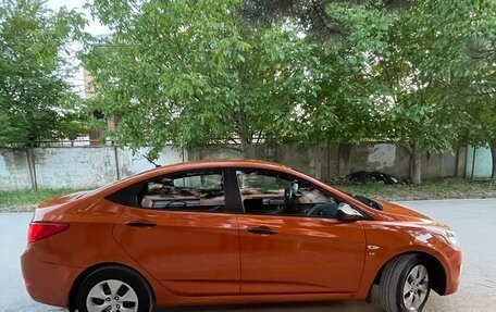 Hyundai Solaris II рестайлинг, 2014 год, 1 100 000 рублей, 10 фотография