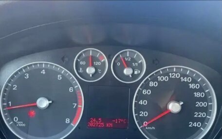 Ford Focus II рестайлинг, 2007 год, 450 000 рублей, 3 фотография