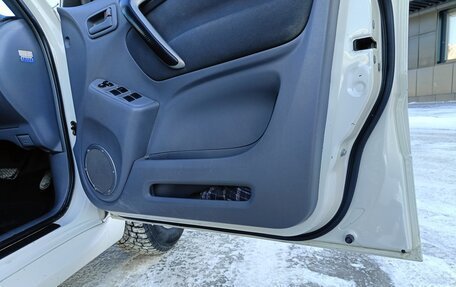 Toyota RAV4, 2001 год, 780 000 рублей, 8 фотография