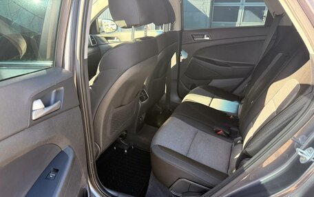 Hyundai Tucson III, 2019 год, 2 300 000 рублей, 17 фотография