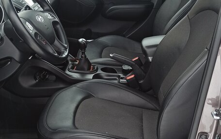 Hyundai ix35 I рестайлинг, 2014 год, 1 300 000 рублей, 9 фотография