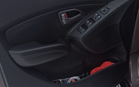 Hyundai ix35 I рестайлинг, 2014 год, 1 300 000 рублей, 11 фотография