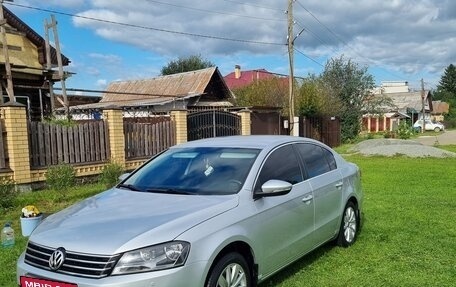 Volkswagen Passat B7, 2013 год, 1 100 000 рублей, 2 фотография