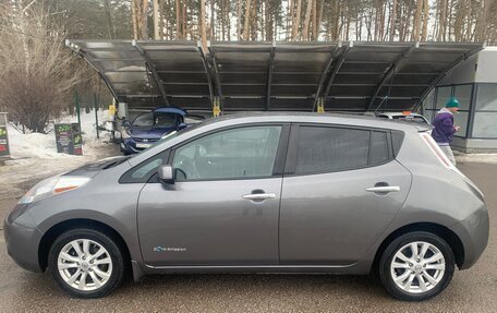 Nissan Leaf I, 2014 год, 1 235 000 рублей, 2 фотография