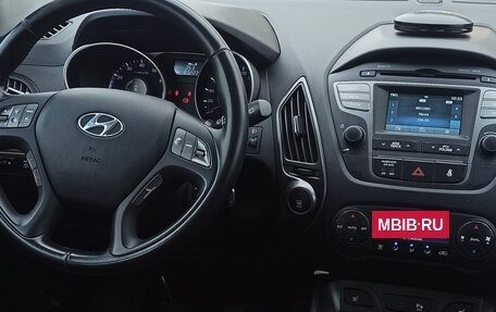 Hyundai ix35 I рестайлинг, 2014 год, 1 300 000 рублей, 13 фотография