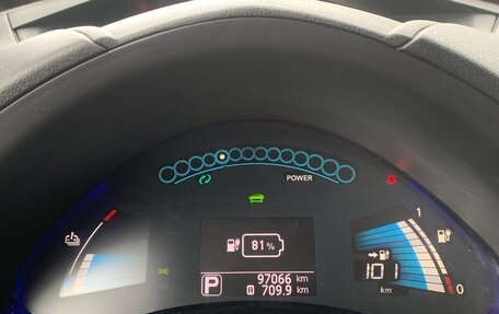 Nissan Leaf I, 2014 год, 1 235 000 рублей, 11 фотография