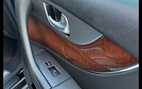 Infiniti FX II, 2011 год, 1 790 000 рублей, 21 фотография