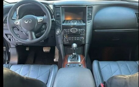 Infiniti FX II, 2011 год, 1 790 000 рублей, 27 фотография