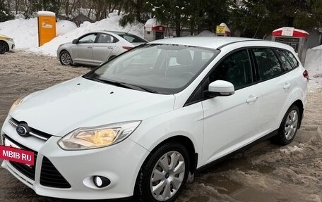 Ford Focus III, 2015 год, 650 000 рублей, 2 фотография