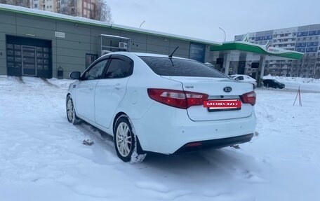 KIA Rio III рестайлинг, 2012 год, 550 000 рублей, 2 фотография